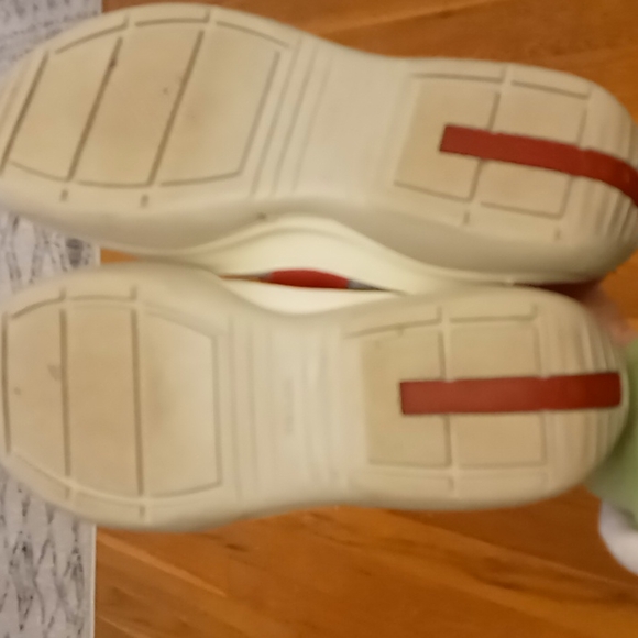 Prada Sneaker/Shoes - Picture 4 of 4